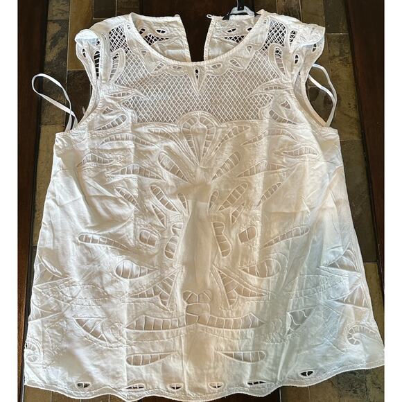 white house black market White Mesh And Cutwork Shell Sleeveless Blouse Medium - Picture 1 of 8
